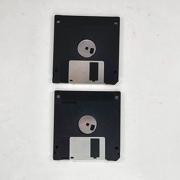 Ultrabots By NovaLogic PC Game 1993 3.5" Diskettes Floppy Disk - Picture 4 of 6